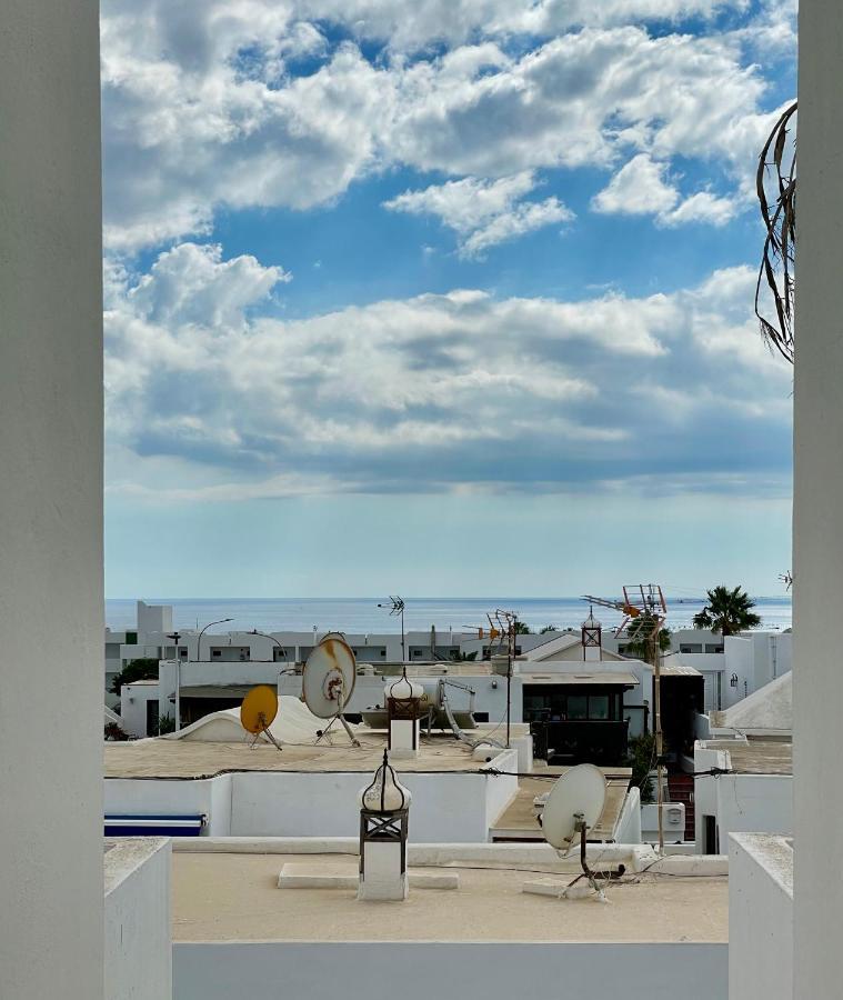 Cozy And Sunny Apartment Over The Rooftops Пуерто-дель-Кармен Екстер'єр фото